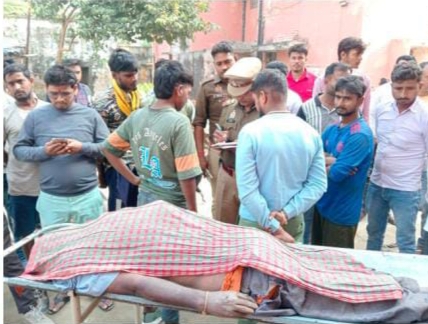 बाइक ने मारी टक्कर 55 वर्षीय रामनरेश की मौत, तीन घायल सीएचसी पर भर्ती
